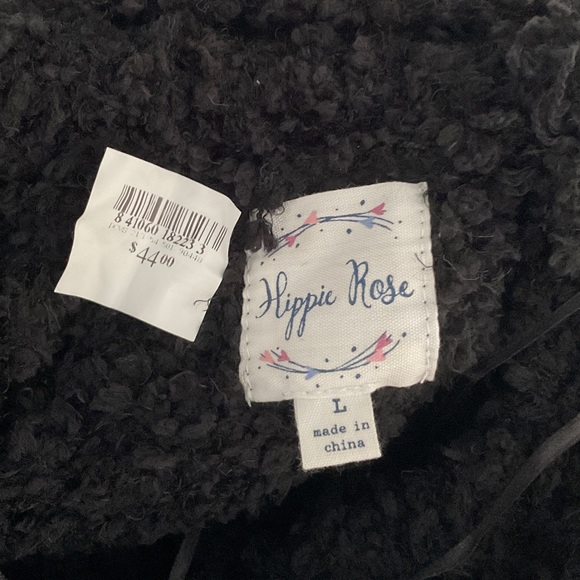 NWT Hippie Rose Cowl Neck Fluffy Sweater Black Large - Picture 4 of 4